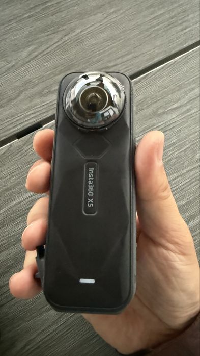 Pachet Insta360 x5 - Essentials Bundle + u-bolt moto