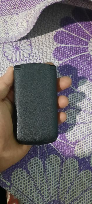 Novey telefon sotiladi raskaladoshka