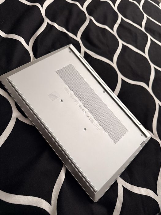 Laptop Premium HP EliteBook 640 G9 - Intel i5 Gen 12 24 GB RAM