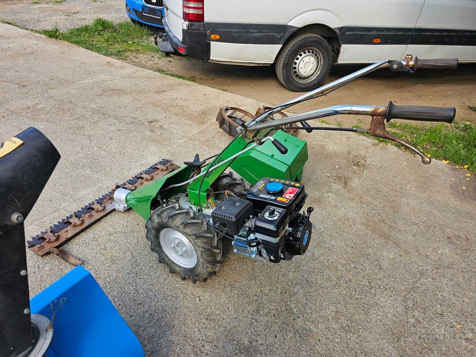 Италянска Палцова Косачка/МОТОБЛОК. 3 В 1. Нов Двигател. ПЕРФЕКТНА.