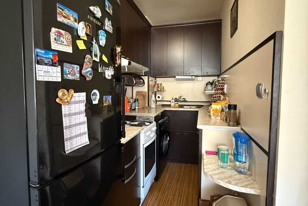 Продава се Четиристаен апартамент в Стара Загора, Център - 148 кв.м за 1345 €/кв.м - Снимка #3