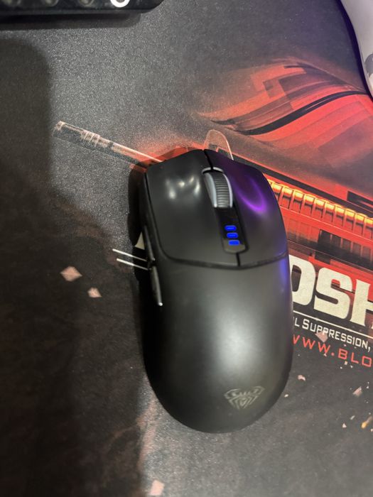 Безпроводная игровая мышь