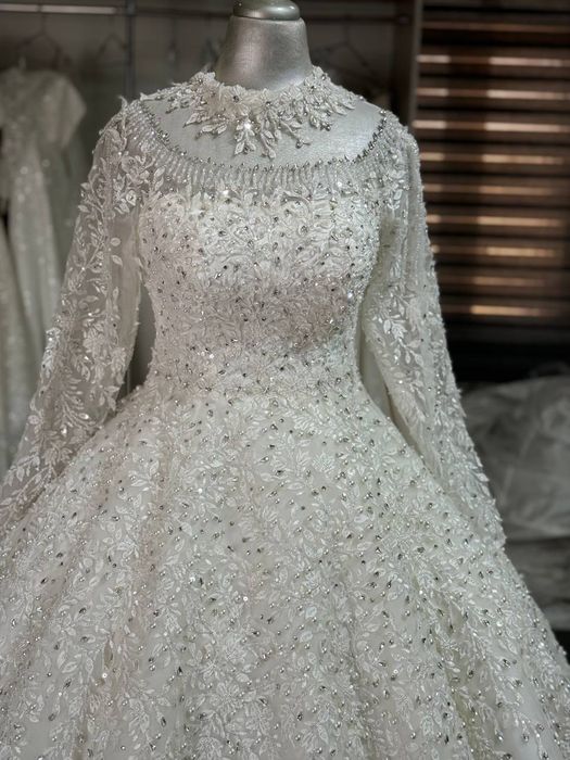 Sbrovskiy toshlar urilgan oq fatalar