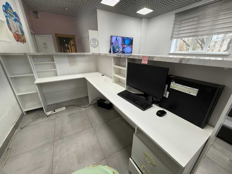 Продается ресепшен