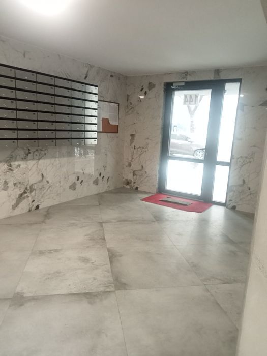 Închiriez garsonieră