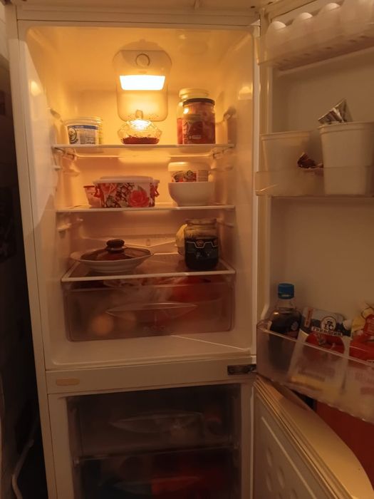 Срочно продам холодильник!