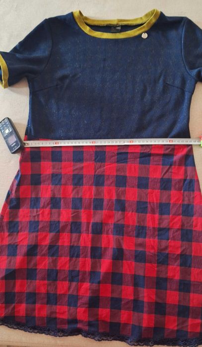 Красива рокля на марката Lucy м