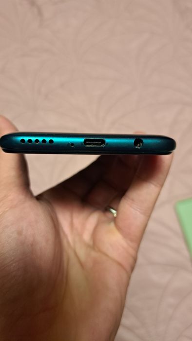 Huawei 40 lite като нов.