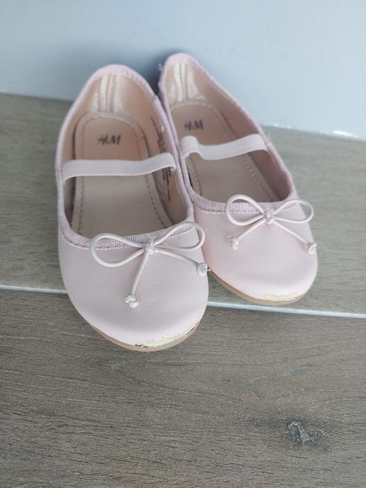 Отдам туфельки H&M