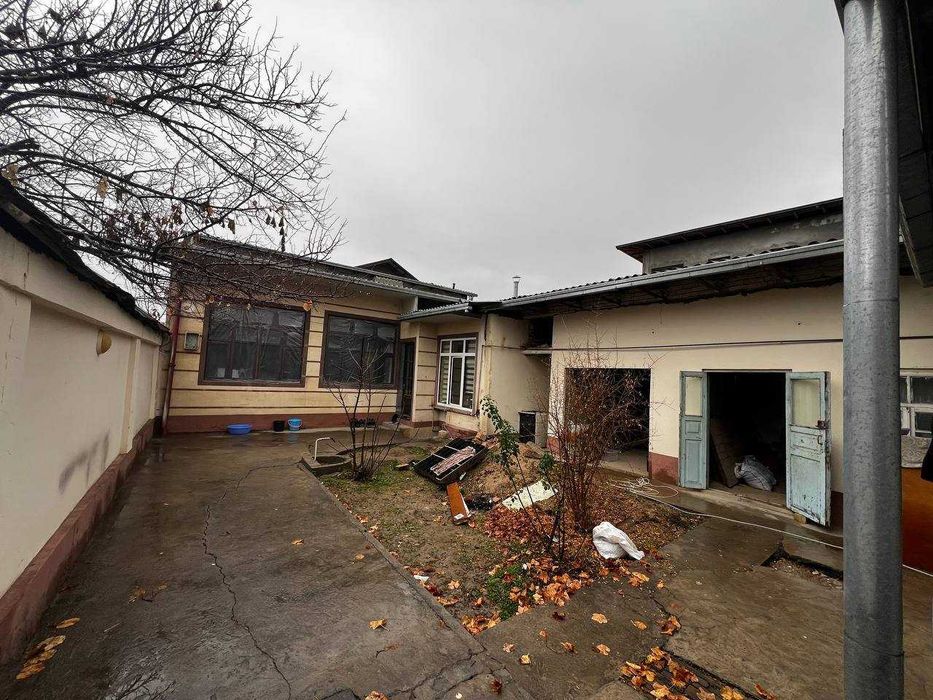 Земельный участок под застройку 4,2 сотки в Мирзо-Улугбекском районе=