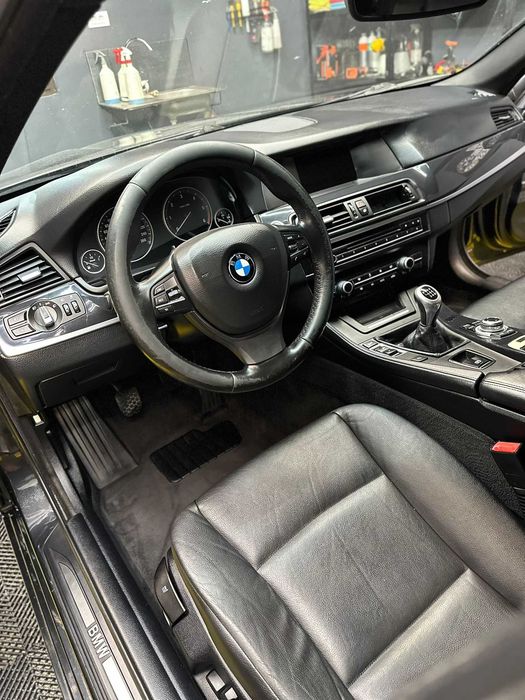 BMW 520d F10 2012 • Sedan • Cutie MANUALĂ • Negru