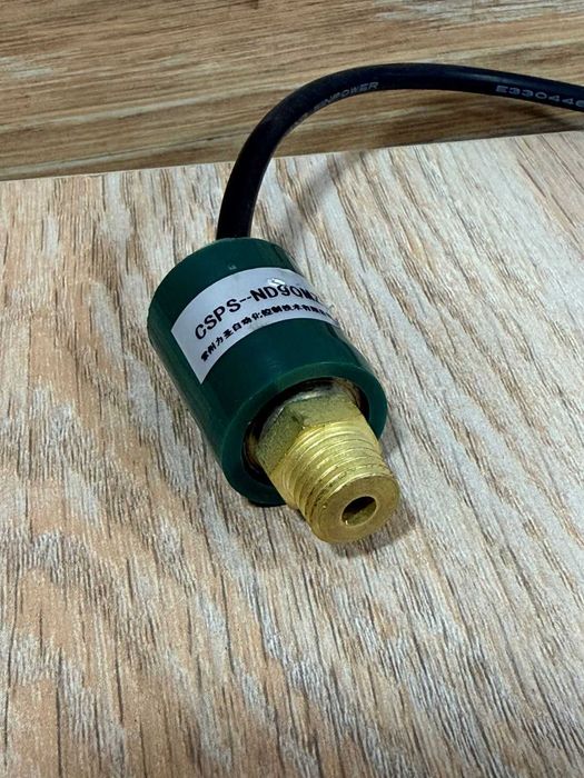 Датчик давления масла CSPS-ND90MZ