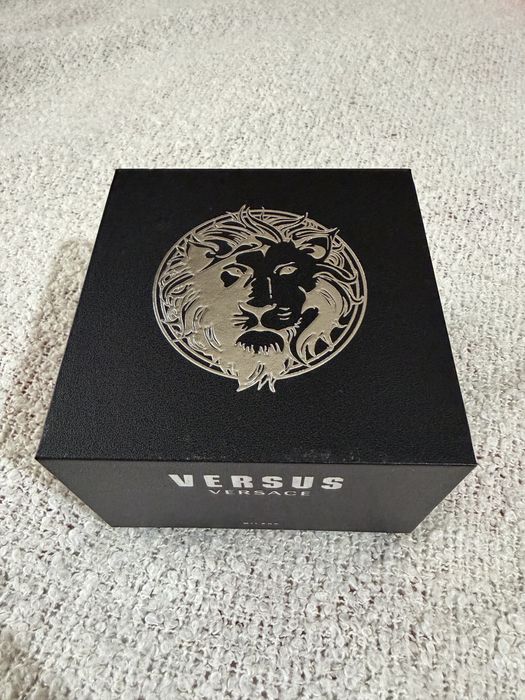 Часовник Versace