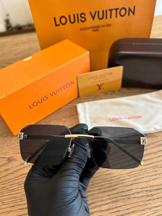 Ochelari de soare Louis Vuitton – Noi, cu cutie și accesorii complete