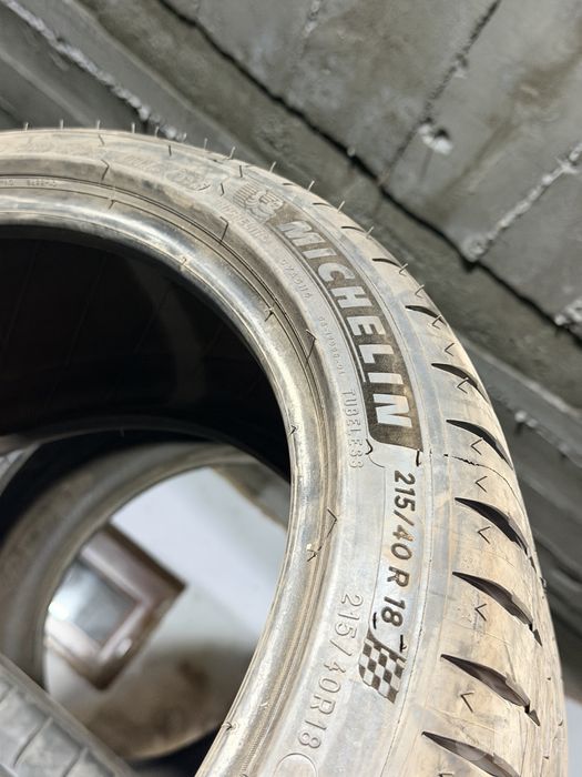 MICHELIN PILOT SPORT 4s. 215/40/18 orginal
