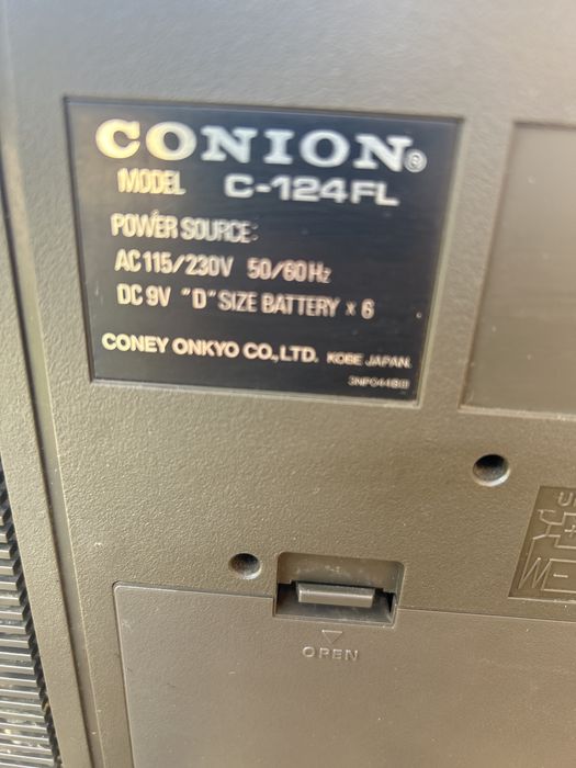 Radiocasetofon Conion C-124FL