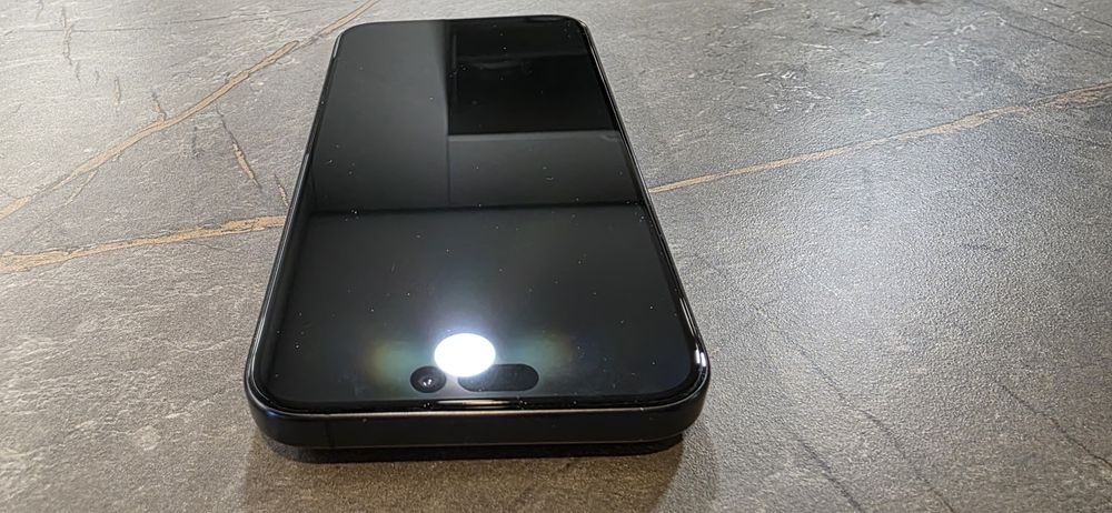 Iphone 15 pro max 256gb като нов
