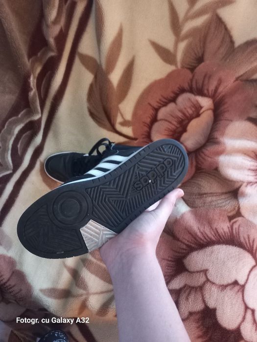 Adidasi Adidas Negri