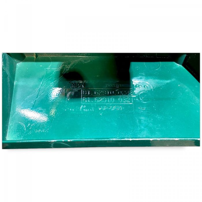 81629100248 Spoiler lateral al cabinei, sus dreapta MAN TGL, TGM, TGS, TGX (2005-2021) MAN