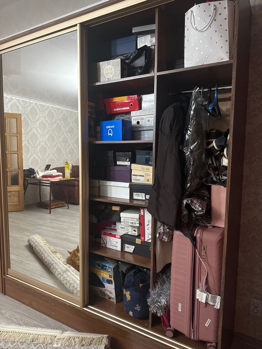 Шкаф купе с зеркалами