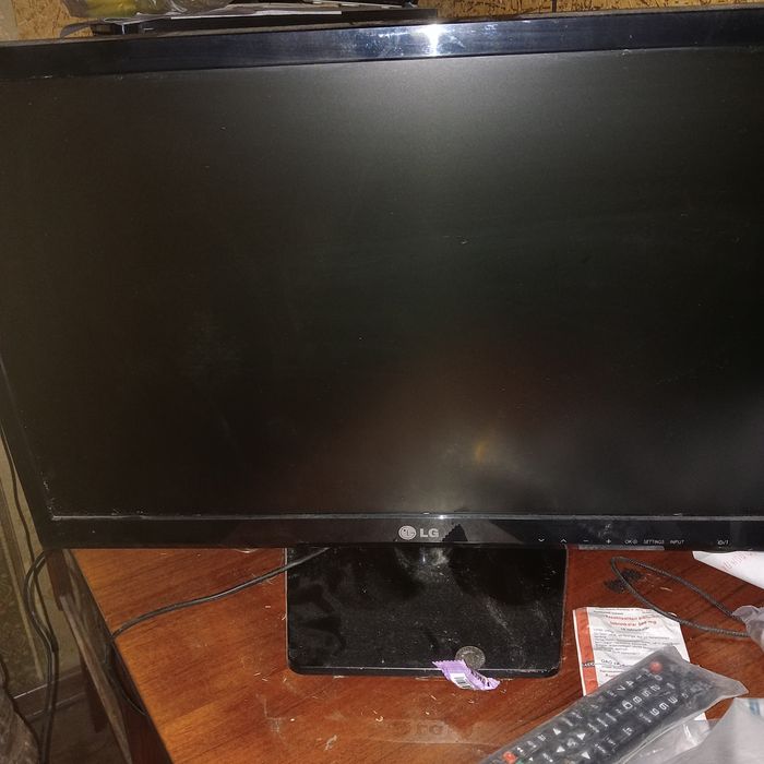 Телевизор lg 24.