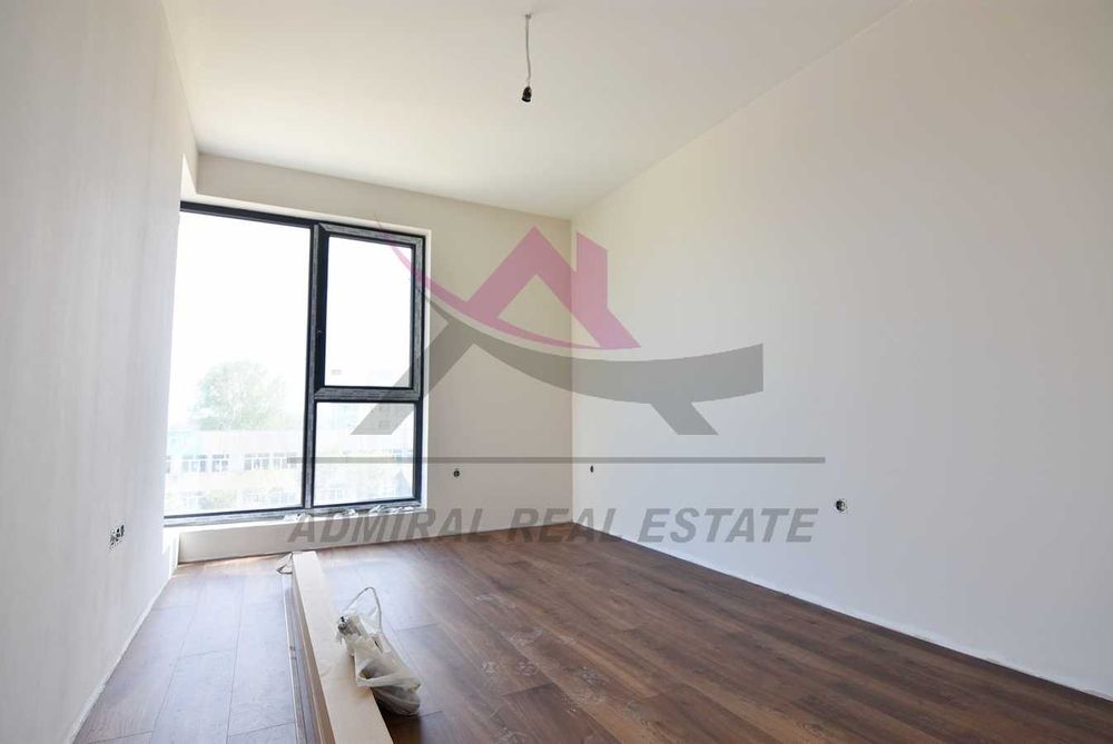 Продава се Двустаен апартамент в Варна, Левски - 86 кв.м за 2442 €/кв.м - Снимка #3