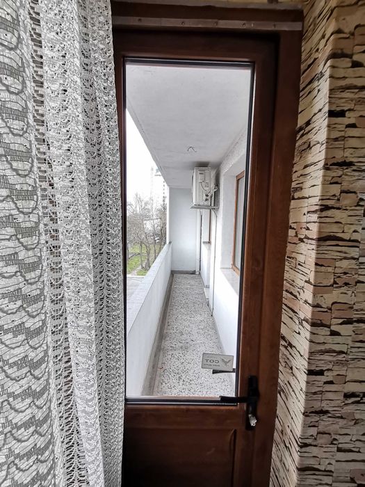 Дава се под наем Двустаен апартамент в Бургас, Братя Миладинови - 60 кв.м за 195 € - Снимка #2