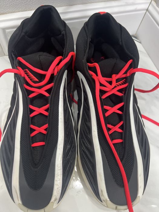 кроссы adidas ae2 город актобе состояние 9/10 размер:us 9 1/2 актобе