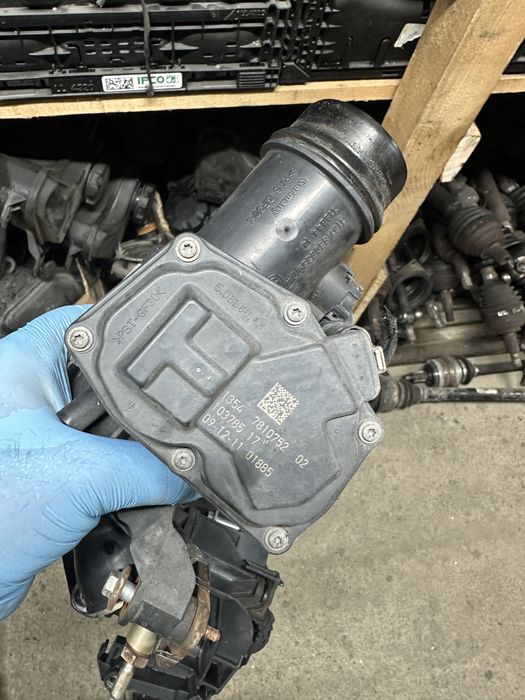 Clapeta acceleratie bmw f10 f11 f30 f31 f34 f36 f20 f21 2.0d n47 184cp