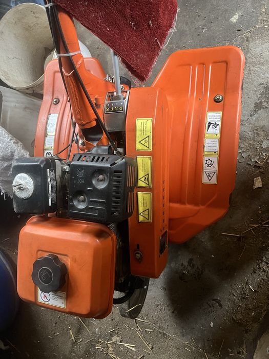 Запазена Мотофреза с ремарке