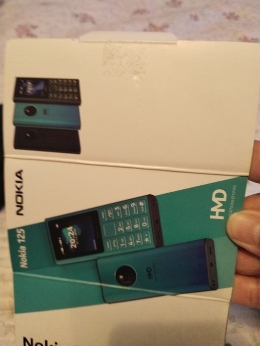 Продам кнопочный телефон