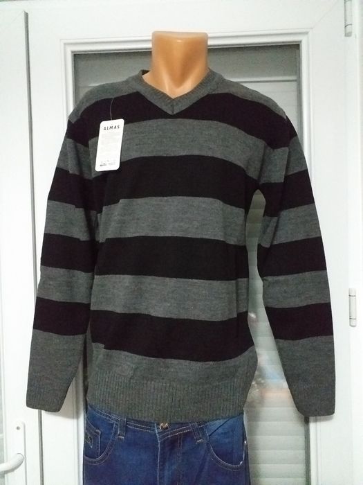 Pulover bărbați/băieți diferite mărimi și culori