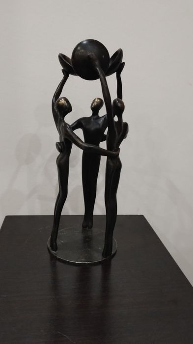 Винтидж декоративна статуетка Три фигури с модернистичен дизайн. Метал