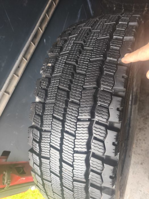 4 cauciucuri Mischelin 275/70/22,5 de iarna