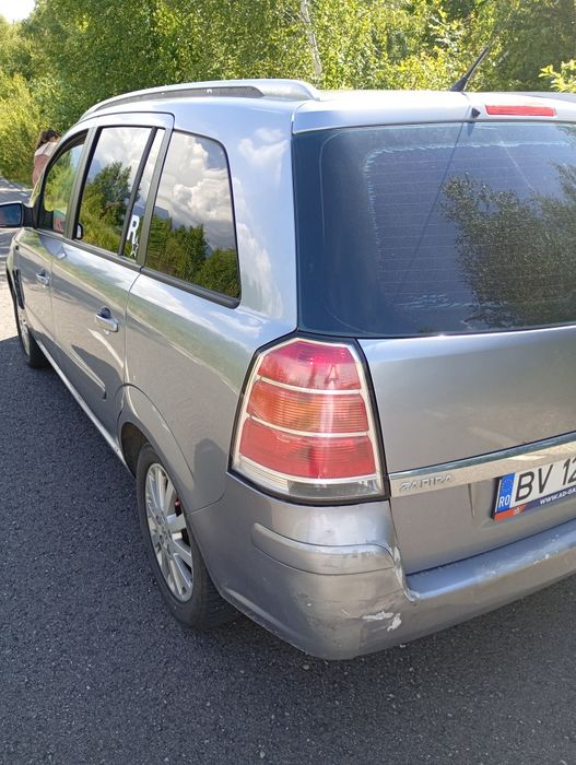 Opel Zafira 7 locuri