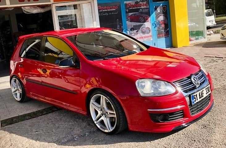 Capace oglinzi model Batman pentru Volkswagen Golf 5