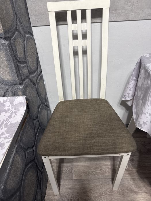 Продам кухонные стулья