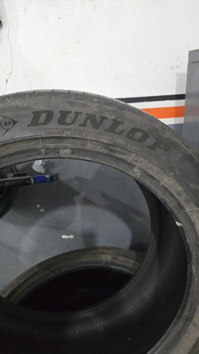 Dunlop sotiladi 235/45/18
