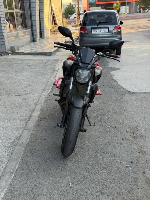 Yamaha mt 07 moto