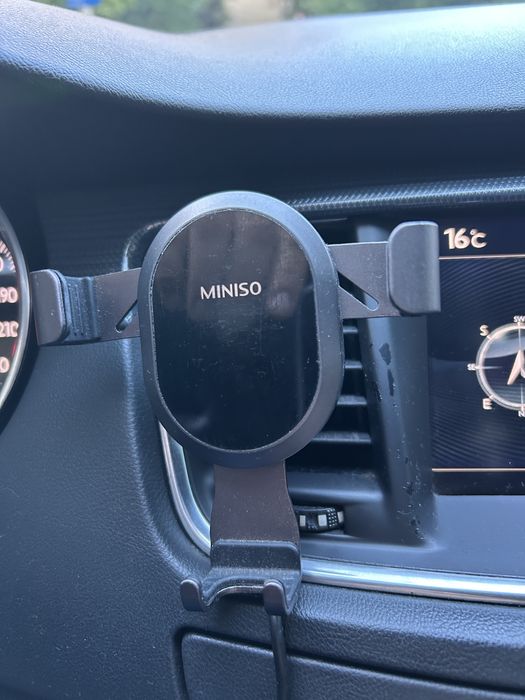 Vind suport auto cu incarcare wireless Miniso