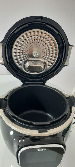 Tefal Cook4me Touch, cu conexiune Wi-Fi  + Tefal Cook4me Lid
