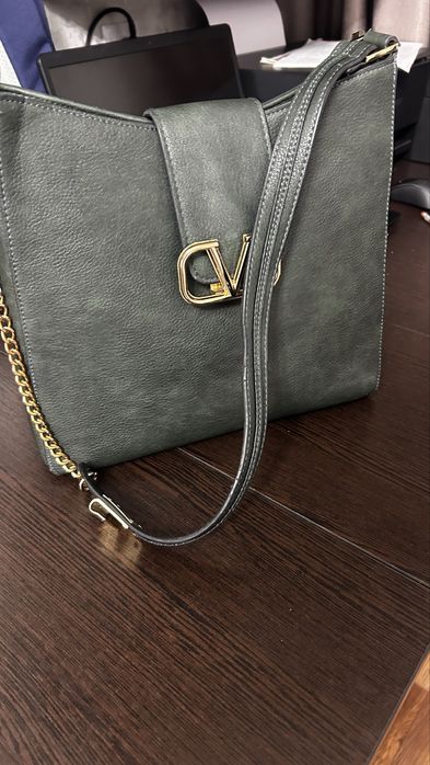 Продается сумка.