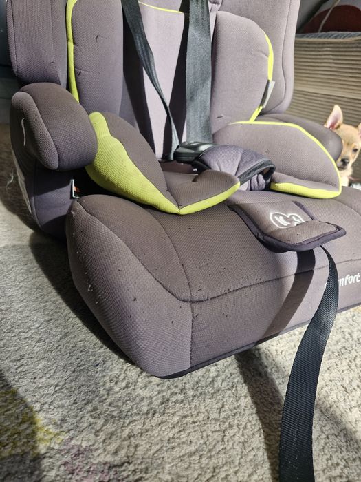 Детско столче за кола Kinder Kraft Comfort UP
