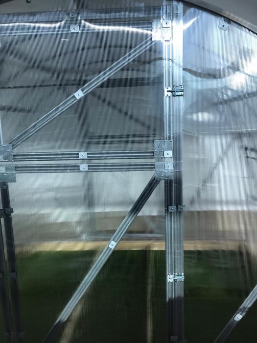 Теплица из поликарбоната