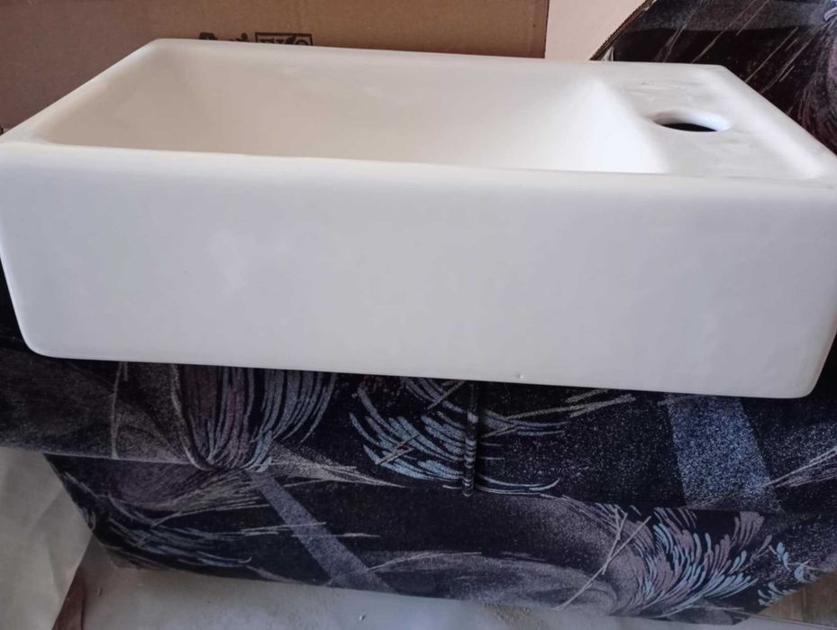 Малка мивка за мокро помещение Fayans - 40см/23см.