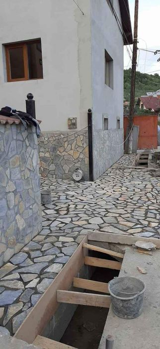 Piatra naturala de munte de Grecia 100%. Lucrez în toată Țara