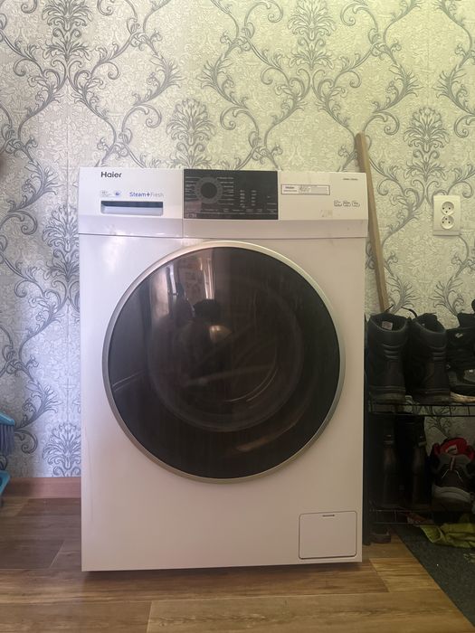Продается  стриральная машина  Haier