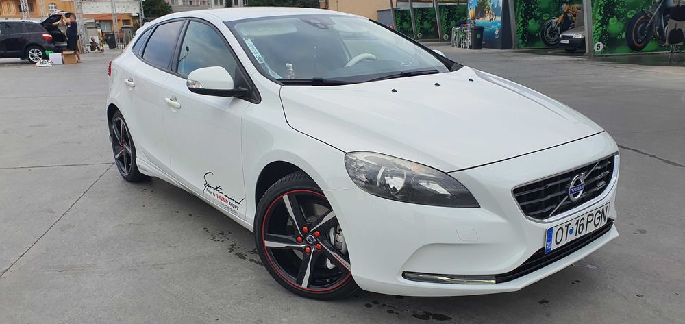 Volvo V40, D4, RDesigne, 2014, 2.0, 190 cai
