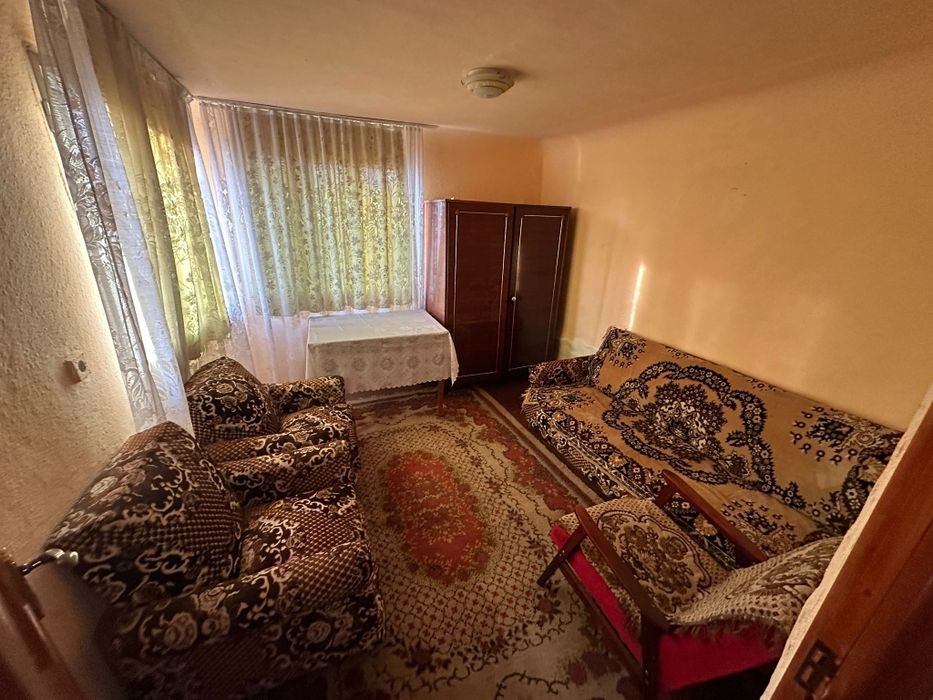 Teren 520 mp cu 2 case – Strejnicu