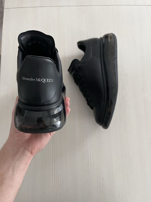 Alexander McQueen negrii EU 41.5